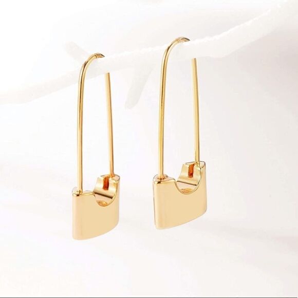 #31B 18K gold plated lock earrings - Picture 3 of 5